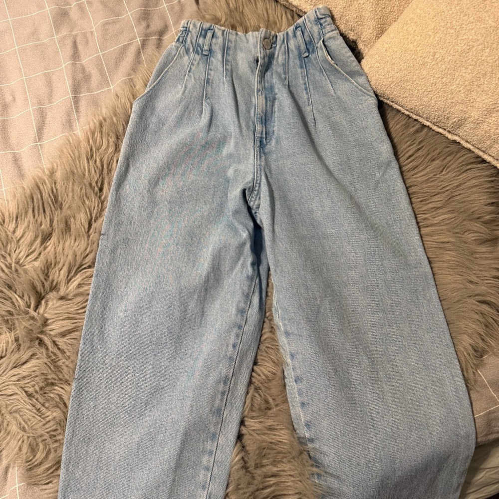 Zara Light Blue Elastic-Waist Denim Jeans